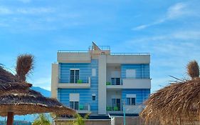 Blue Paradise Hotel  3*