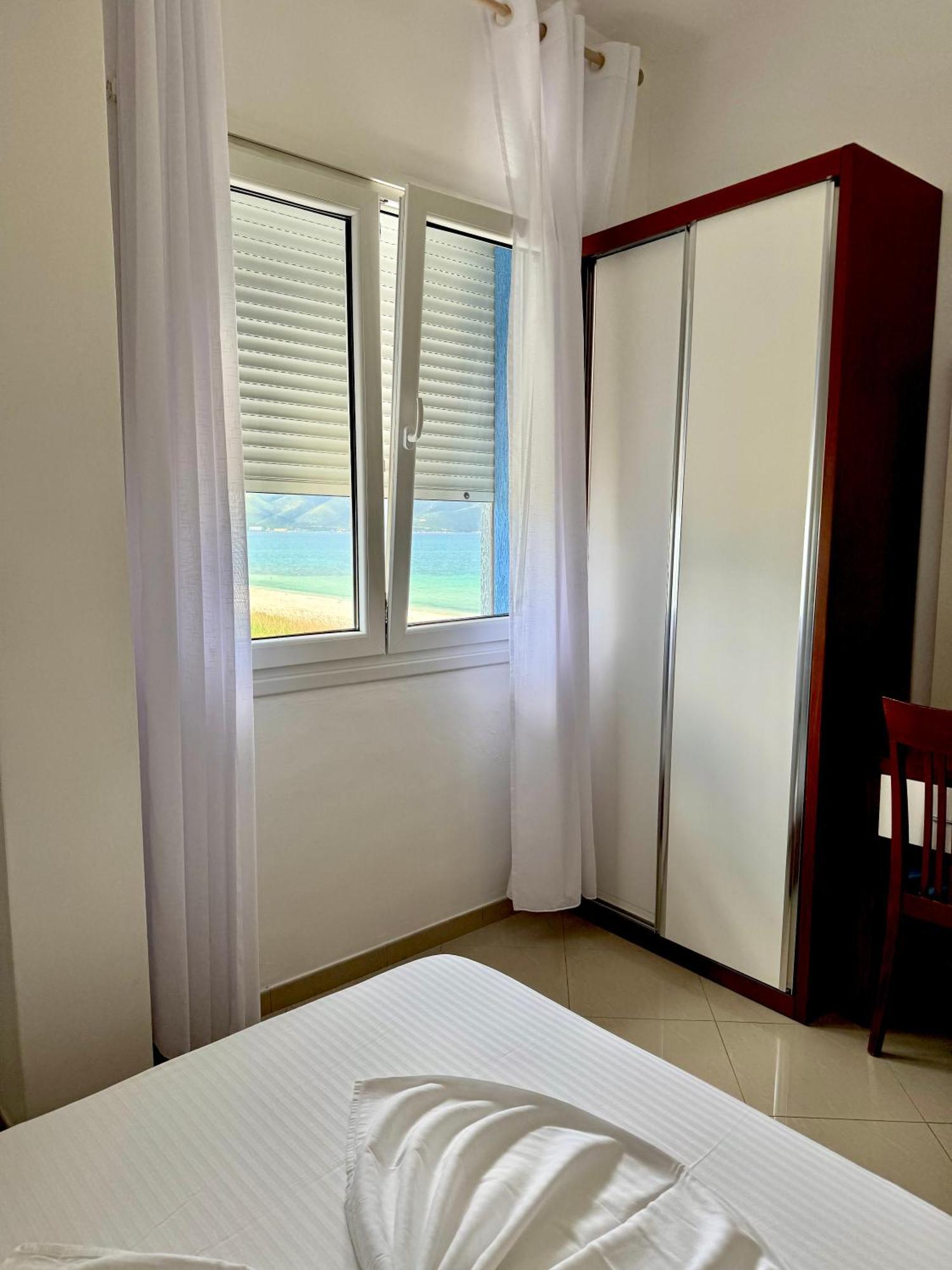 Blue Paradise Hotel Orikum Dış mekan fotoğraf